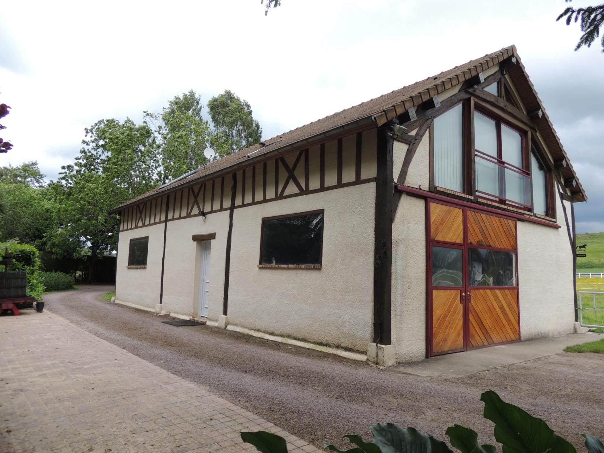Chambre D'Hotes De Charleval Exteriör bild